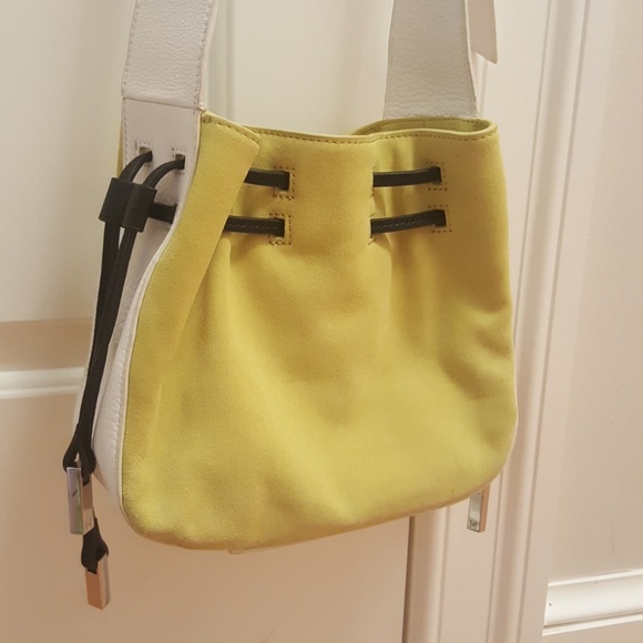 women's bucket handbags